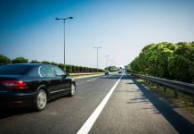Що варто перевірити в авто перед довгою поїздкою