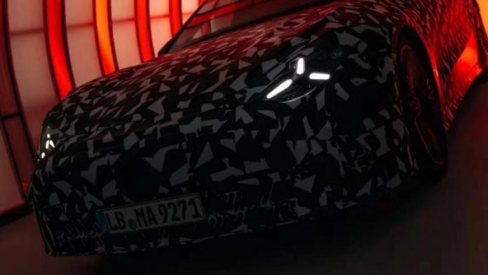 Mercedes-AMG опублікував перші офіційні фото нового електромобіля
