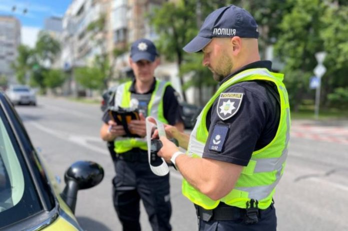 В Україні водії отримують штрафи без свого відома