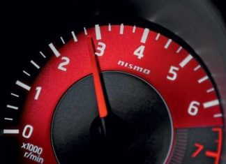 Чому їзда на низьких оборотах може пошкодити ваш автомобіль