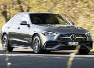Гібридний Mercedes-Benz C350e вийшов у продаж: перші фото
