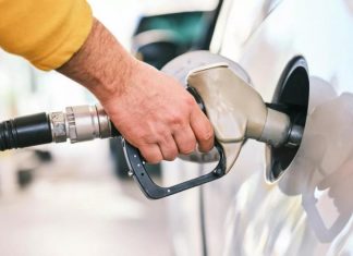 Чому авто проїжджає різну відстань після заправки на різних АЗС