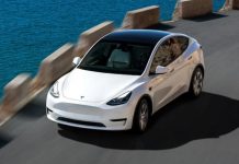 Tesla розпочала масову розпродажу електромобілів в Європі