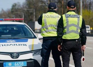 Поліція масово зупиняє авто без підстав: що каже закон і як захистити свої права