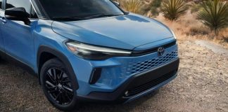 Чим американська версія Toyota Corolla Cross 2026 відрізняється від європейської