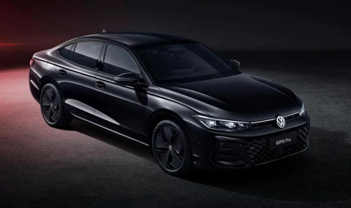 Volkswagen Passat обійшов Toyota Camry та Honda Accord у продажах у Китаї