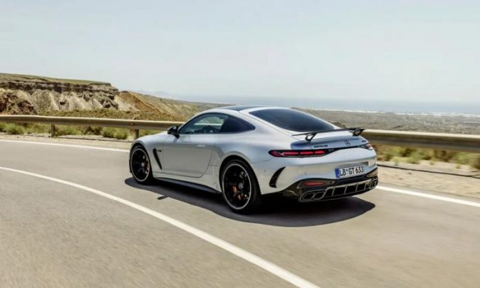 Mercedes-AMG готує електричний GT на базі концепту Vision AMG
