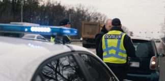 Коли патрульний має право зупинити вашу машину: повний список