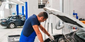 Американський механік відкрив простий секрет, що рятує автомобілі
