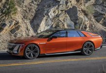 Розкішний електрокар Cadillac Celestiq виявився нікому не потрібним