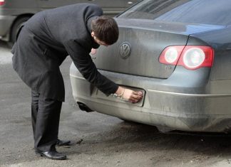 Коли поліція не має права штрафувати за забруднені номери