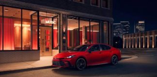 Toyota представила нову версію Camry 2026: Nightshade Edition (ФОТО)
