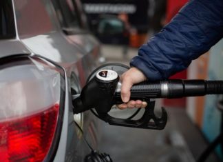 Яку колонку обрати на АЗС, щоб не нашкодити авто