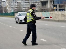 Як не попасти під штраф, керуючи автомобілем з МКПП