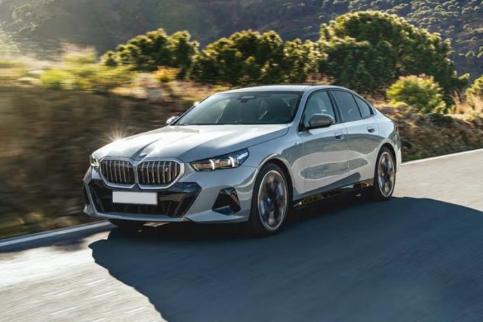 BMW скорочує прогнози продажів електромобілів і робить ставку на ДВЗ