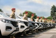 ЗСУ отримали нову партію пікапів для фронту