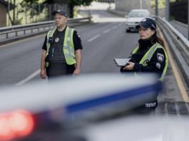 Глушник, тонування і не тільки: за що вас може зупинити поліція