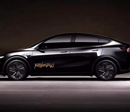 Tesla запустила тестування роботаксі в Остіні: без водія, але з оператором
