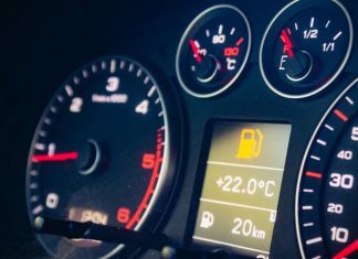 Що буде з авто, якщо регулярно ігнорувати індикатор пального