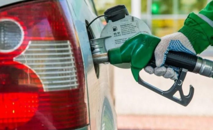 Чому заправка А-92 небезпечна для сучасних моторів