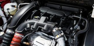 Як самостійно перевірити двигун вживаного авто: 7 простих способів