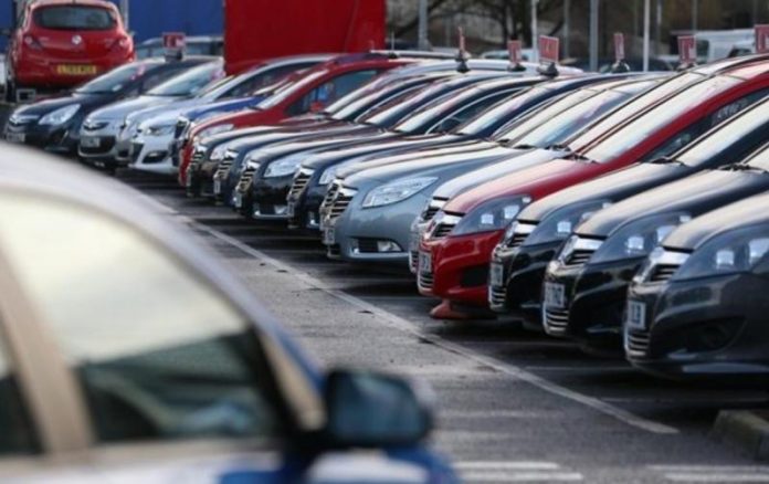 Звідки в Україну везуть найбільше вживаних автомобілів