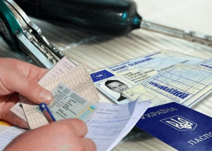 В Україні хочуть обмежити термін дії прав і запровадити регулярне оновлення та іспити