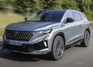 Renault представила оновлений гібридний кросовер Espace 2025 з підвищеною автономністю