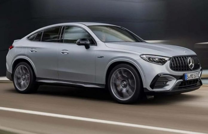 Mercedes представив потужний кросовер із чотирициліндровим двигуном
