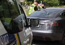 В Україні викрили нову схему штрафів проти водіїв: під підозрою представники поліції