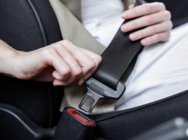 Поліція розповіла, як водії дурять камери контролю ременів безпеки