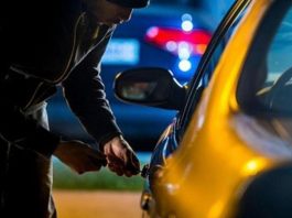 Названо три прості способи захистити авто від викрадення