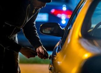 Названо три прості способи захистити авто від викрадення