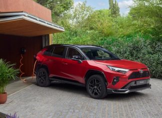Українці все активніше обирають нові гібридні автомобілі