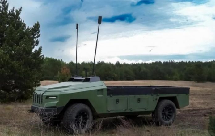 ЗСУ отримали повнорозмірний безпілотний автомобіль для бойових операцій