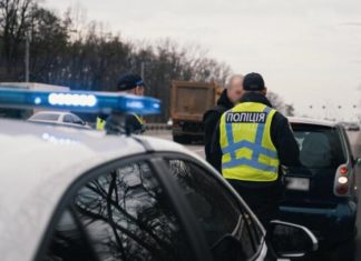 Що робити, якщо не помітили сигналу зупинки від поліцейського