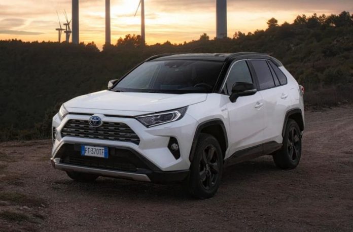 Все про Toyota RAV4 ХА50: технічні характеристики та досвід експлуатації