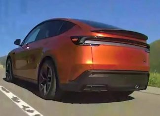 Нова Tesla Model Y Performance помічена на тестах в Альпах (ФОТО)