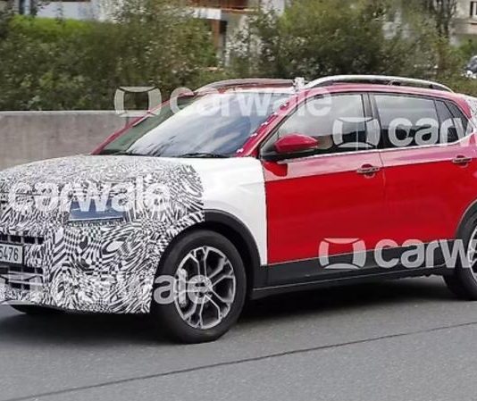 Оновлений Skoda Kushaq 2026 вперше з’явився на шпигунських фото