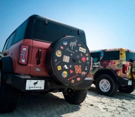 Ford Bronco представив стильну версію спеціально для жінок