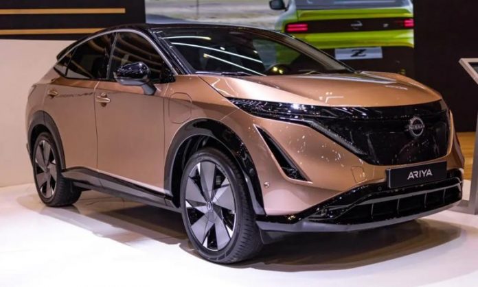 Компанія Nissan скорочує виробництво, щоб зберегти життєздатність