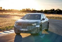 BMW впроваджує автоматичне включення поворотників у нових моделях
