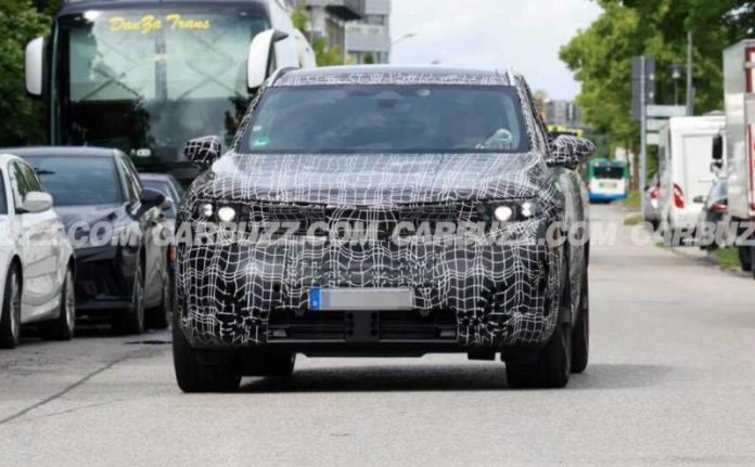 Новий BMW X5 працюватиме за унікальною схемою REX