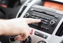 Водіям в Україні загрожують штрафи за трансляцію російської музики з автомобіля