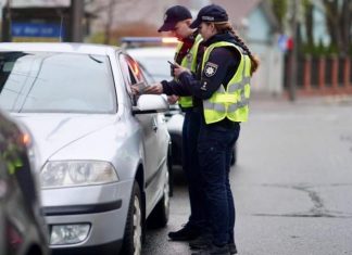 Як патрульні розпізнають брехню водіїв: основні ознаки