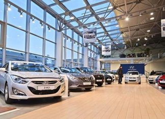 Чому не варто купувати авто з пробігом у салоні