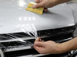 Поліція пояснила, чому не варто наносити захисну плівку на вживані авто
