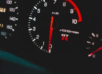 Автомеханік розповів, які оберти швидко виводять двигун з ладу