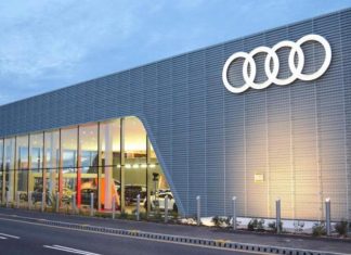 Audi не відмовиться від бензинових двигунів на користь їх електричних аналогів