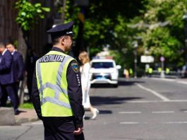 Експерт розповів, де поліції заборонено зупиняти автомобілі
